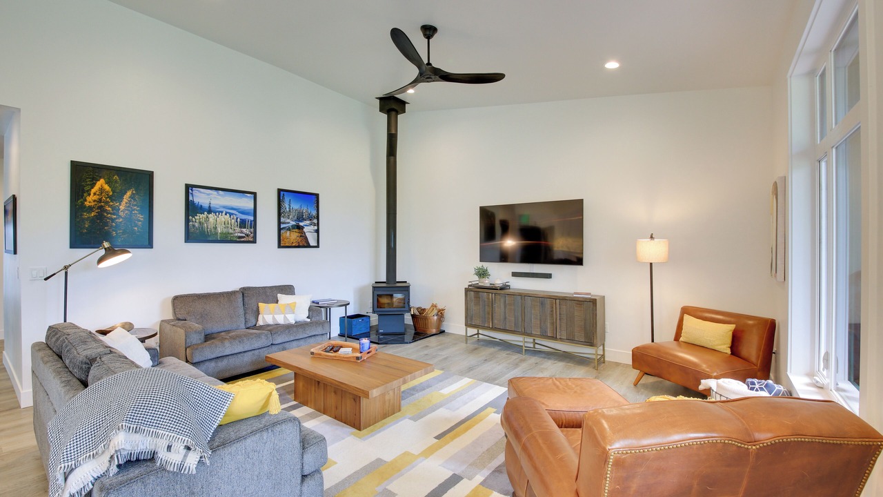 Photo of Livingroom in Priest River