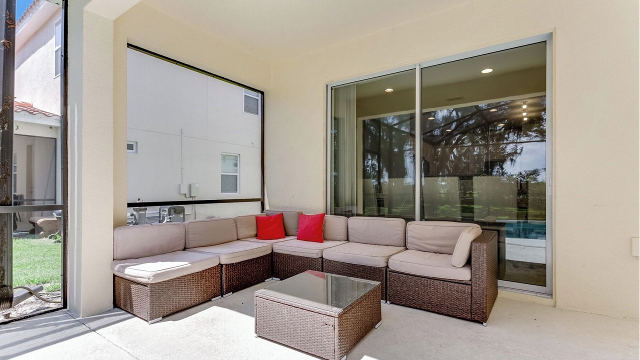 Photo of Patio Balcony in Sunridge Woods