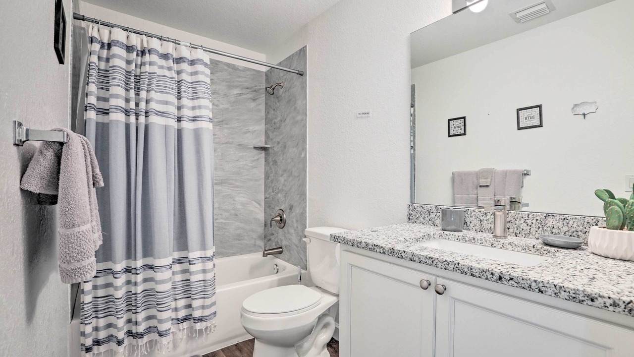 Photo of Bathroom in LaBelle