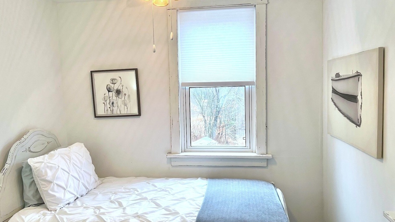 Photo of Bedroom in Unorganized Centre Parry Sound