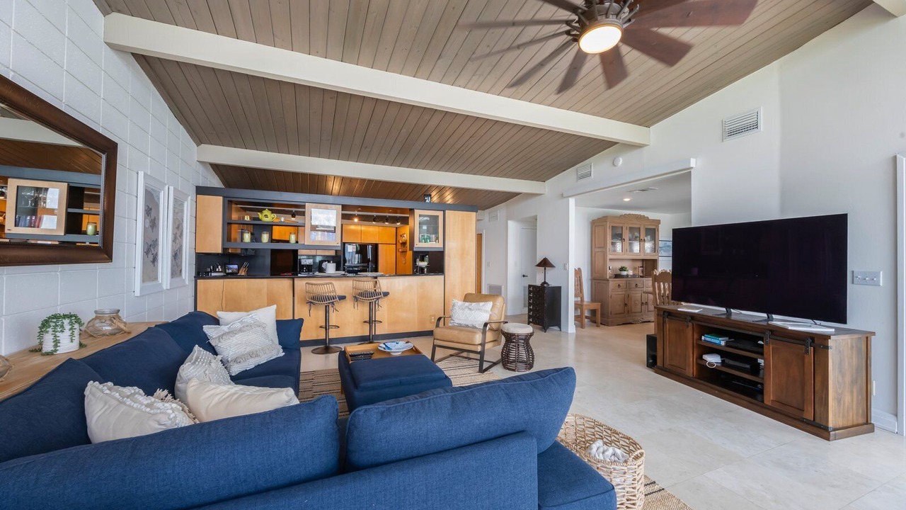 Photo of Livingroom in Vina Del Mar Island