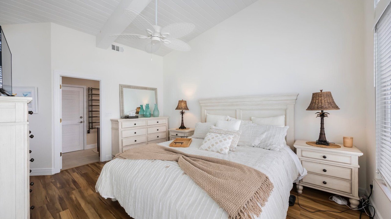 Photo of Bedroom in Vina Del Mar Island