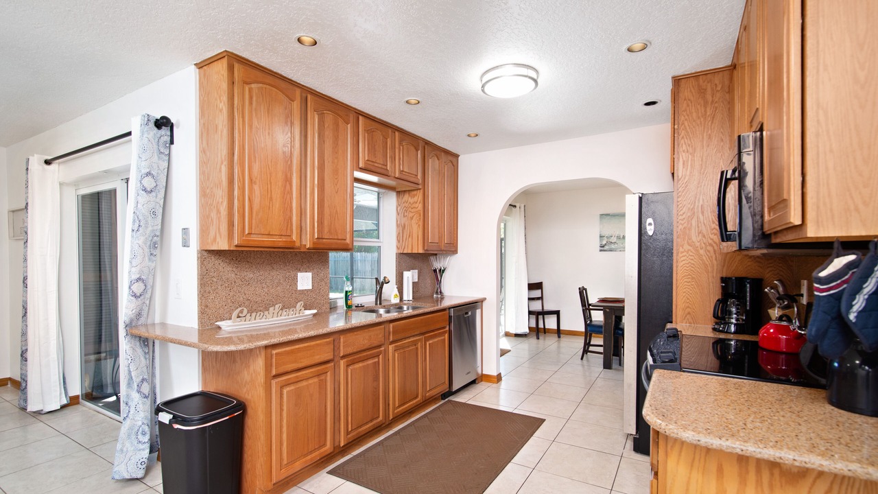 Photo of Kitchen in Survey Creek