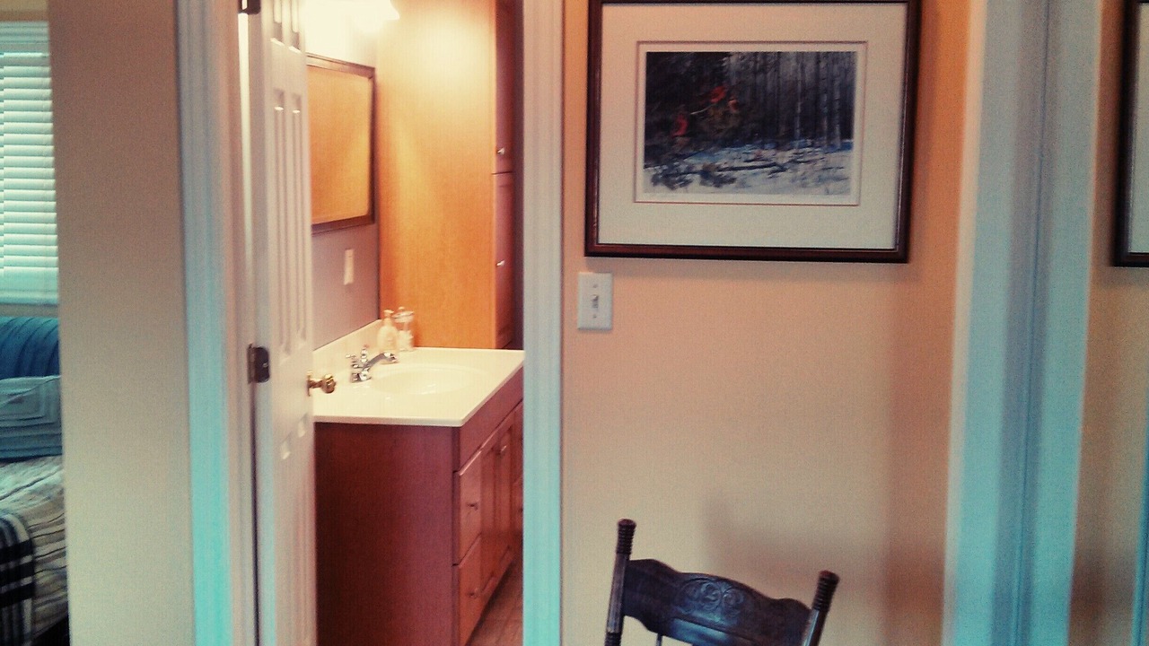 Photo of Bathroom in Howe Island