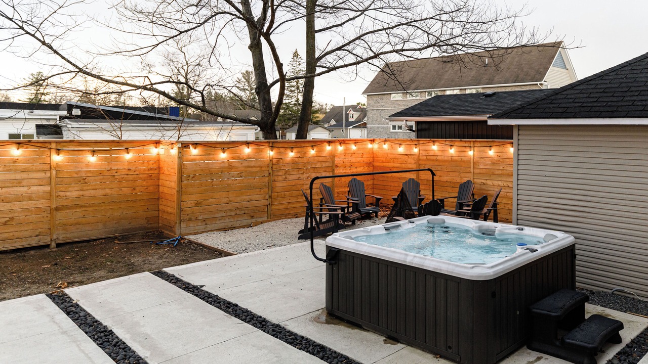 Photo of Patio Balcony in Wasaga Beach