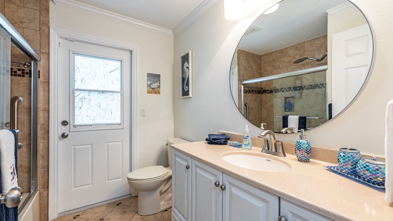 Photo of Bathroom in Apollo Beach