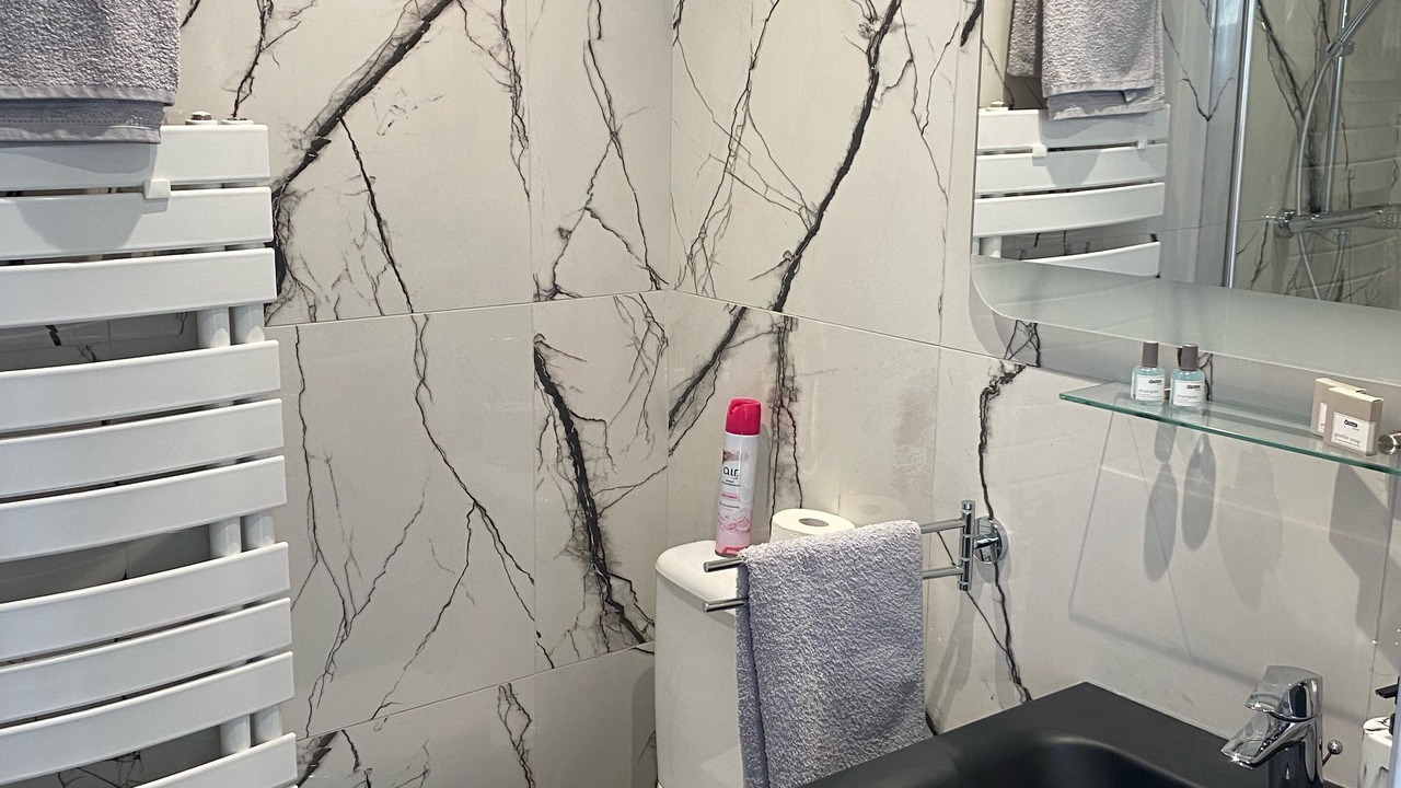 Photo of Bathroom in Alfortville
