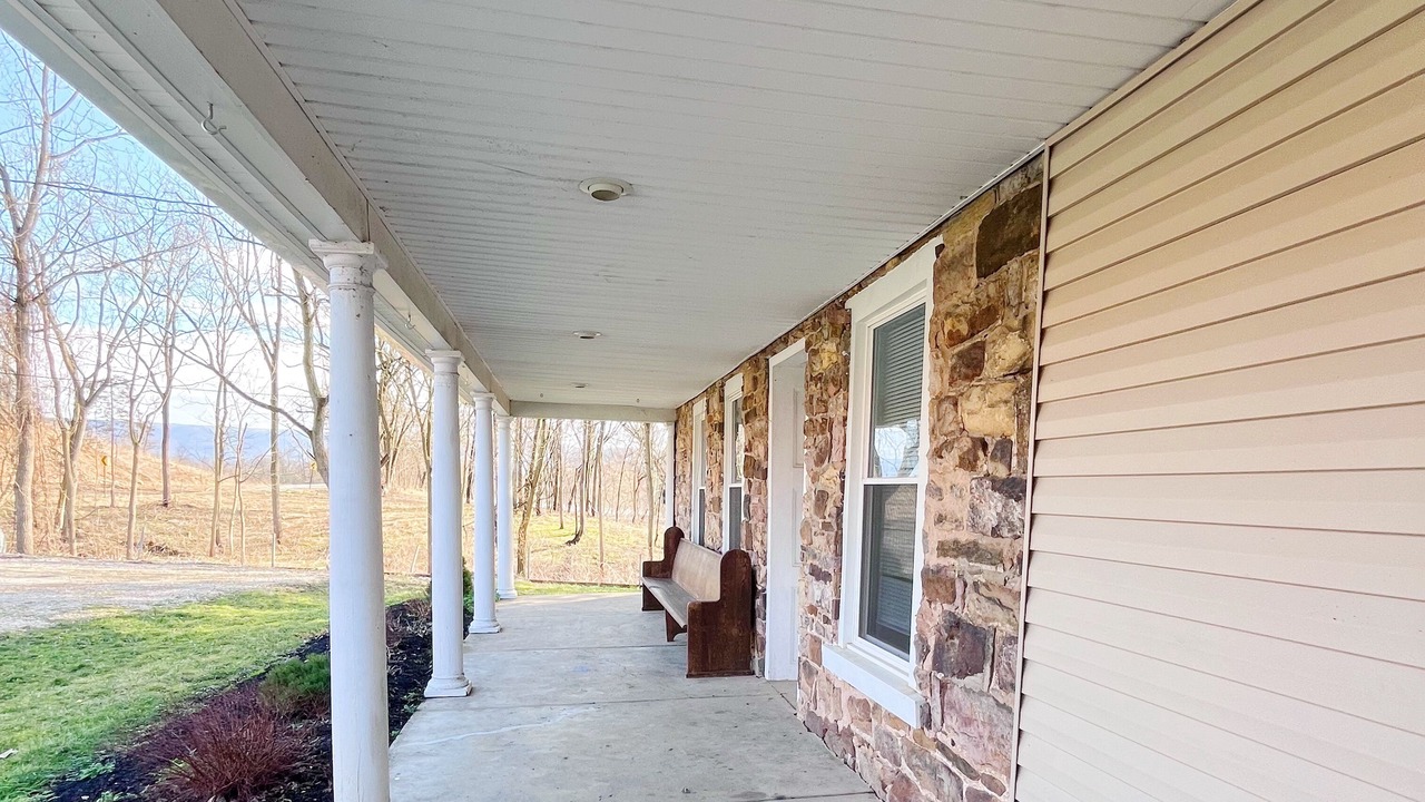Photo of Patio Balcony in Mifflintown