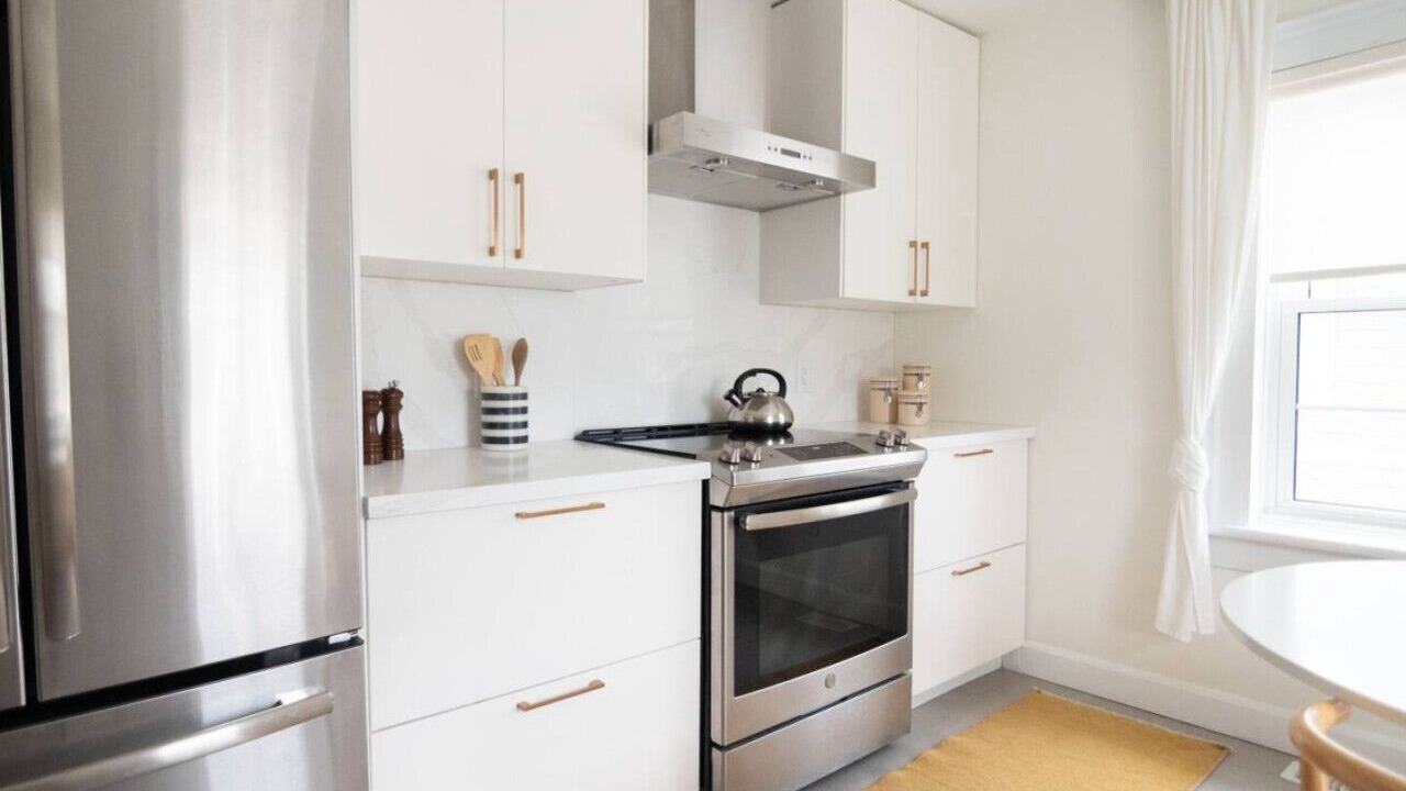 Photo of Kitchen in Port Dalhousie