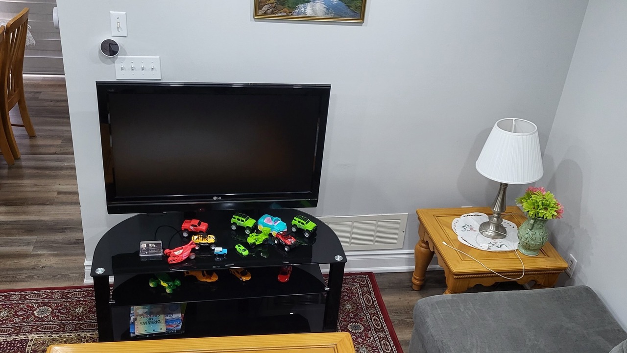 Photo of Livingroom in Churchill Meadows