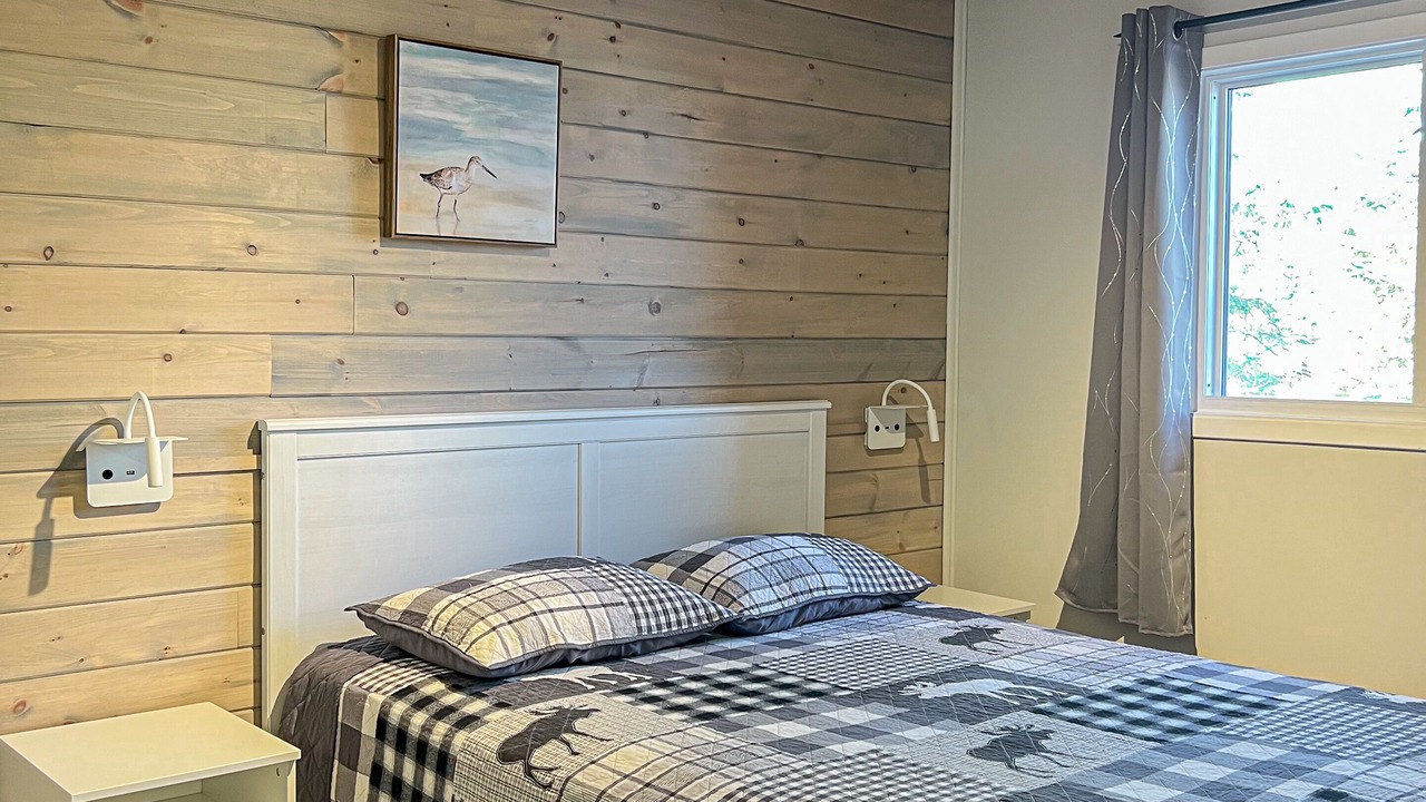 Photo of Bedroom in Magnetawan
