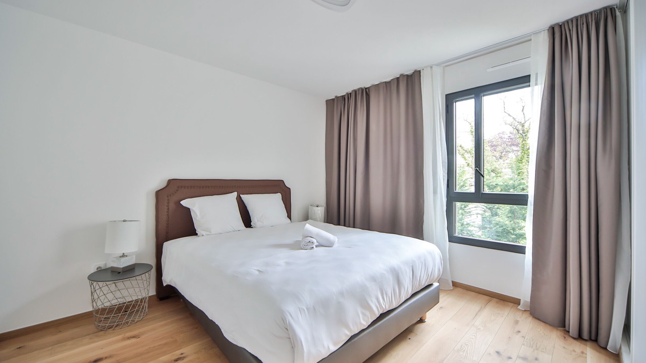 Photo of Bedroom in La Varenne Saint-Hilaire