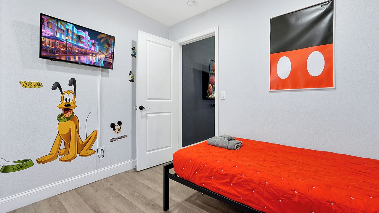 Photo of Bedroom in Florida Pines