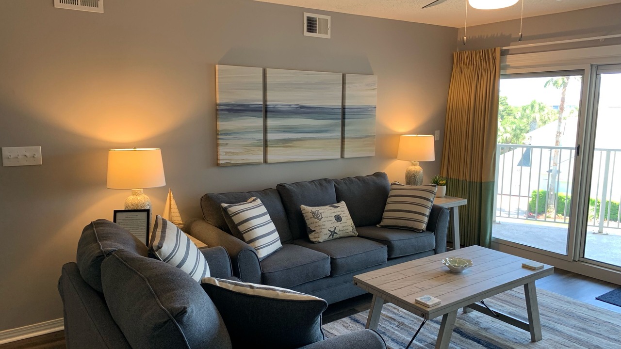 Photo of Livingroom in Avalon Beach Estates