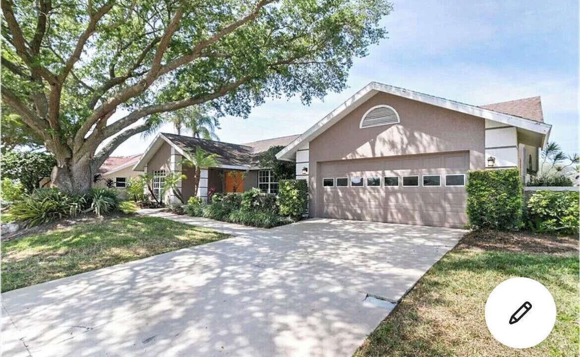 Photo of Outdoor in Bee Ridge