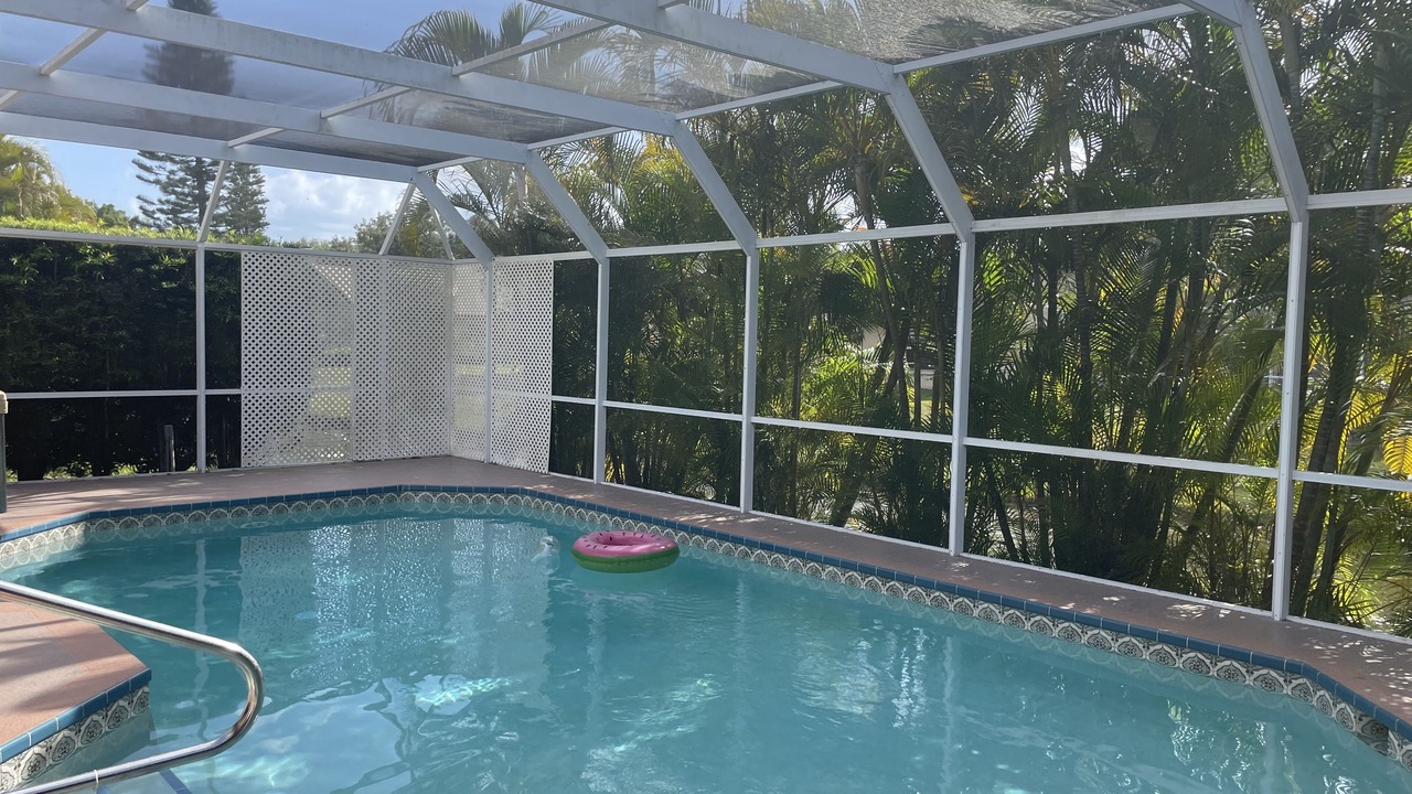 Photo of Outdoor in Bee Ridge
