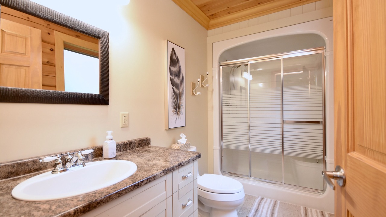 Photo of Bathroom in Utterson
