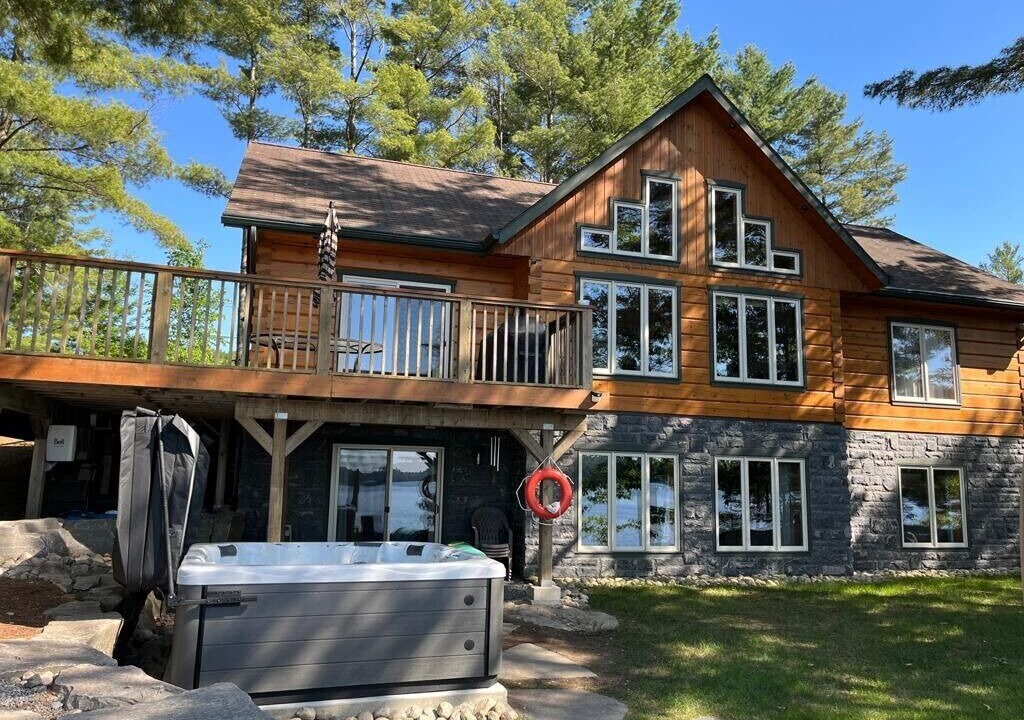 Photo of Outdoor in Utterson