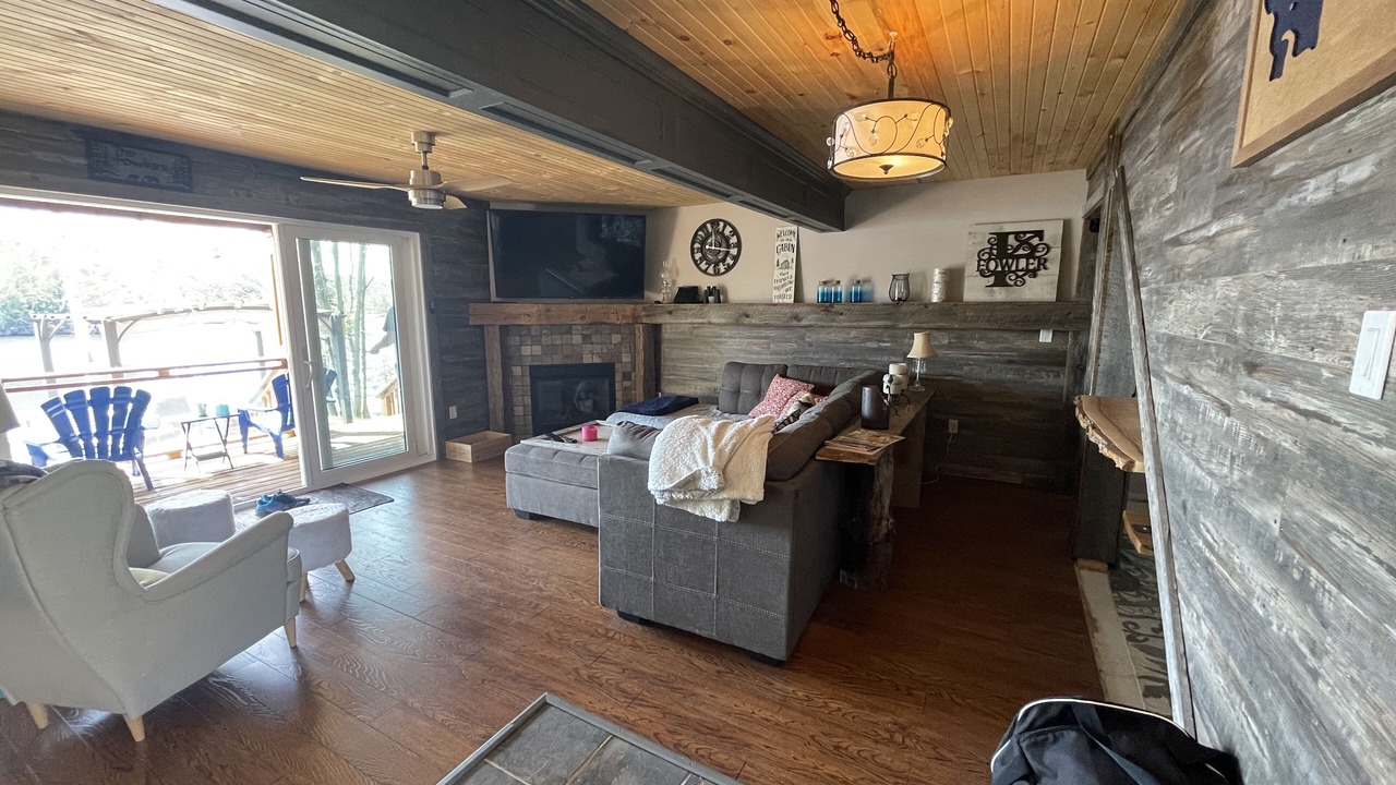 Photo of Livingroom in McDougall