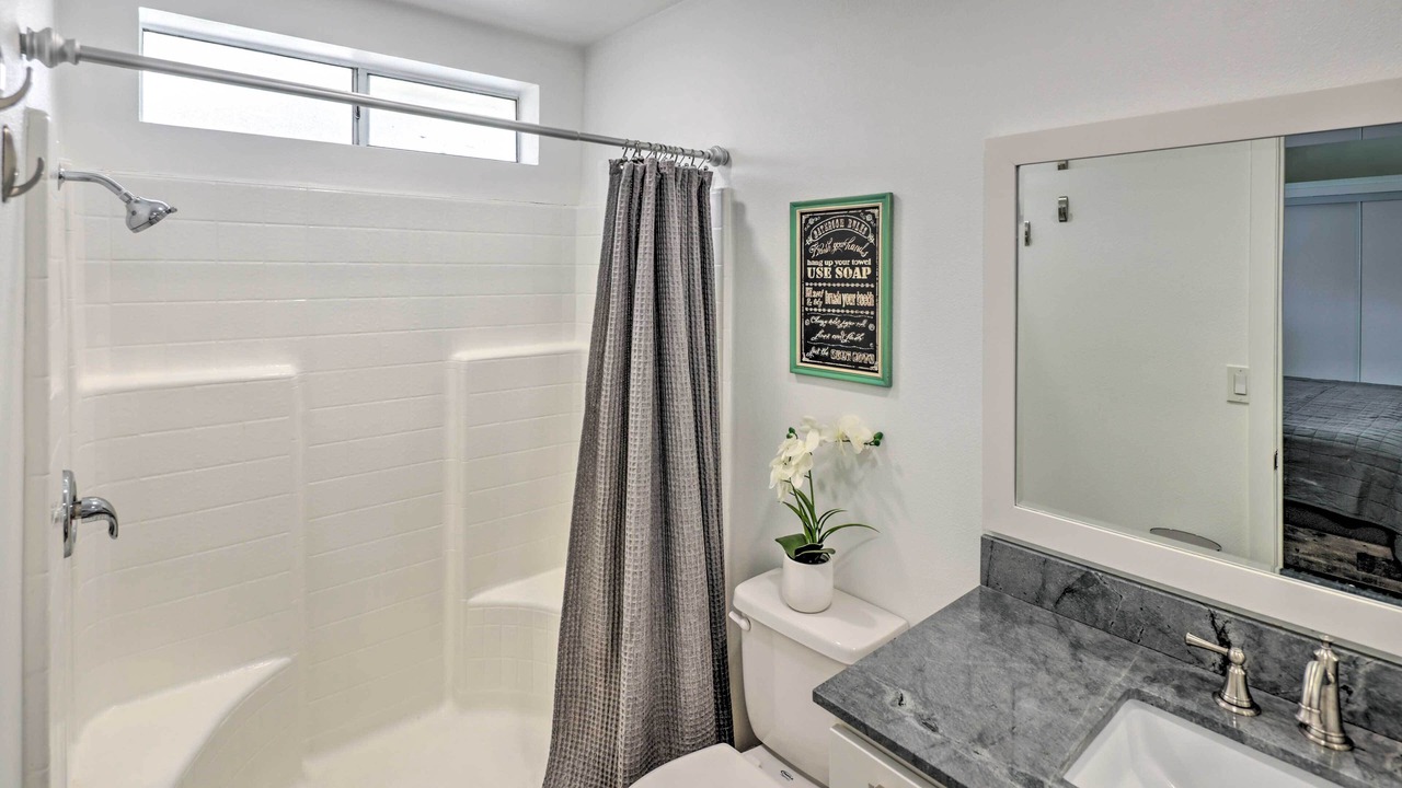 Photo of Bathroom in Bullhead City