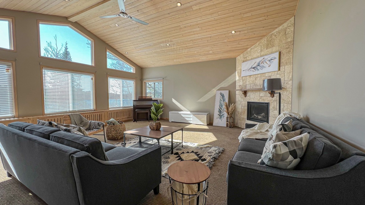 Photo of Livingroom in Magnetawan