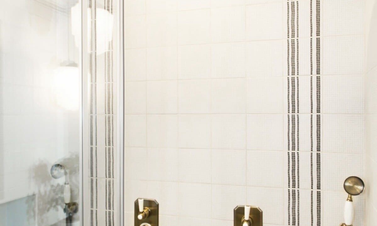 Photo of Bathroom in Quartier du Faubourg-Montmartre