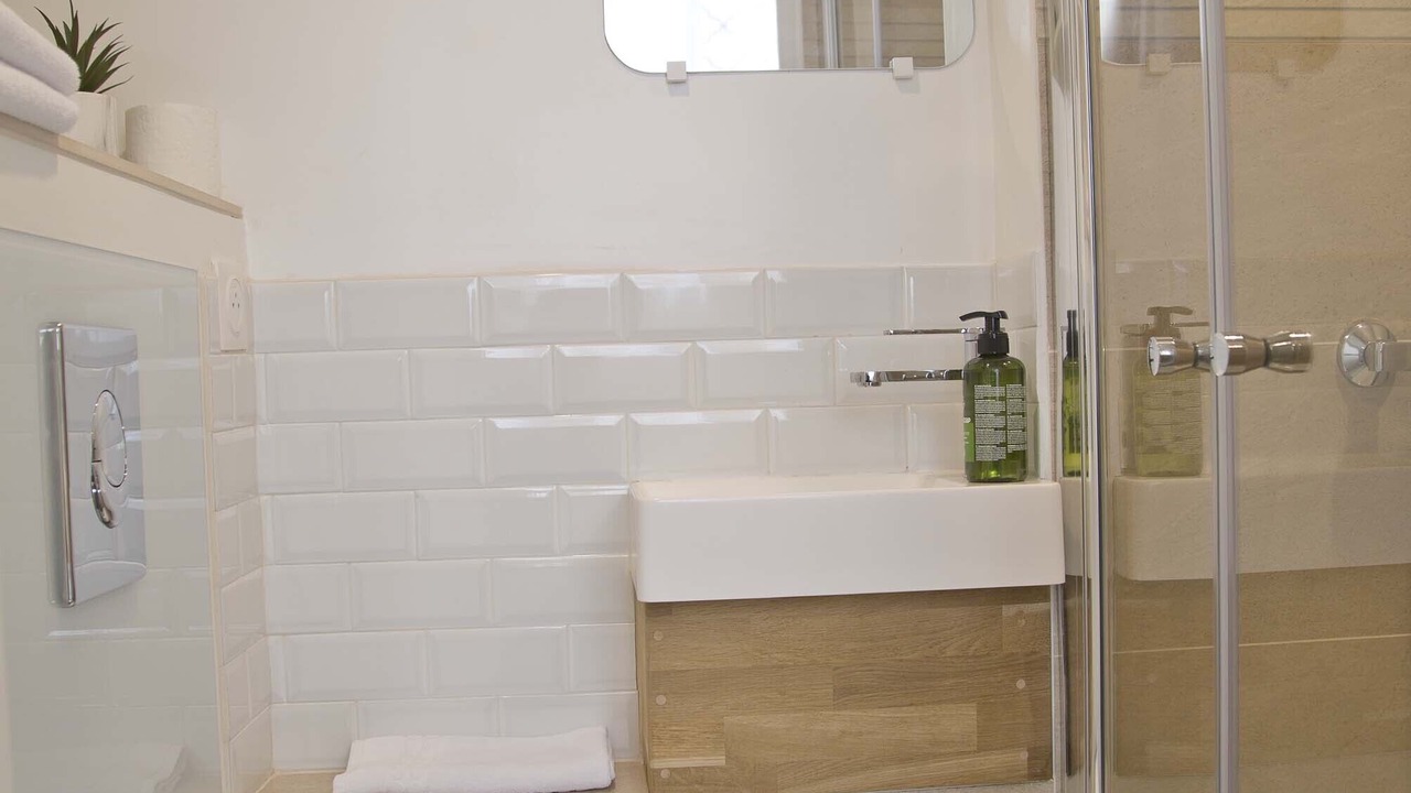 Photo of Bathroom in Val-de-Grace