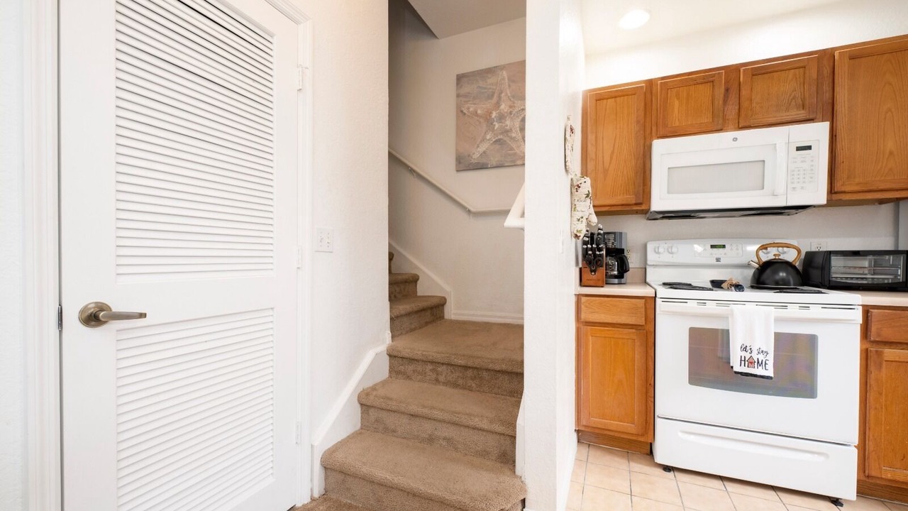 Photo of Kitchen in Venetian Bay Villages