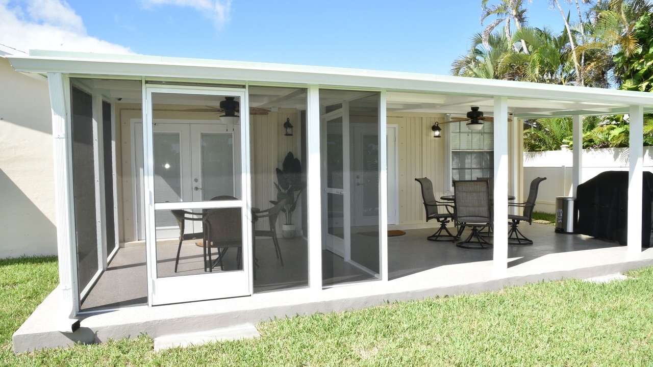 Photo of Outdoor in Sandalfoot Cove