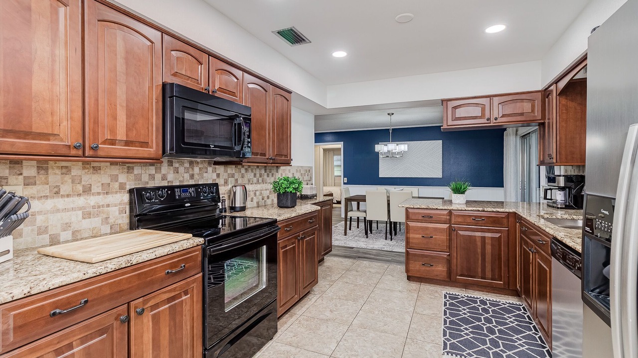 Photo of Kitchen in Cypress Gardens