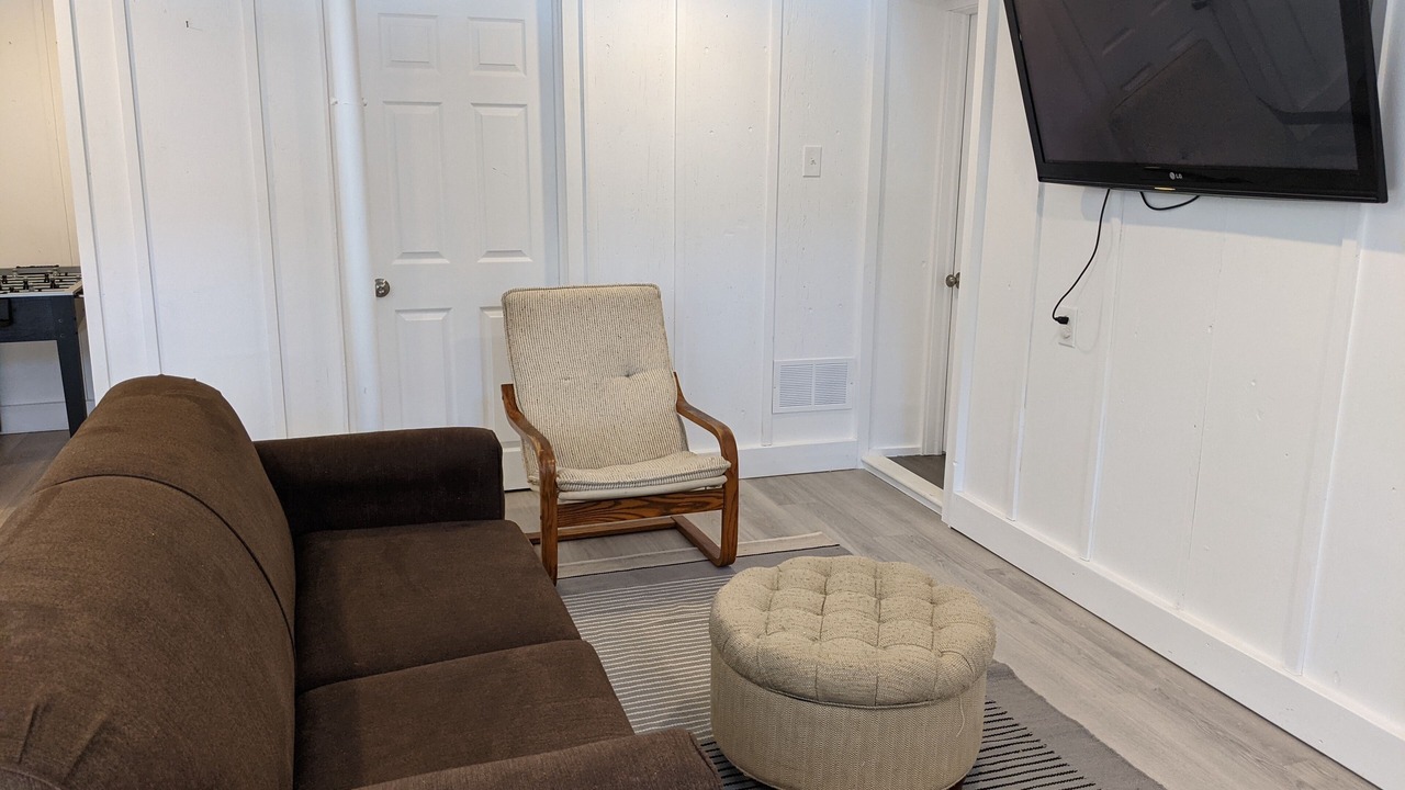 Photo of Livingroom in Bracebridge