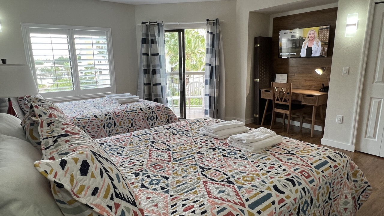 Photo of Bedroom in Florida Center