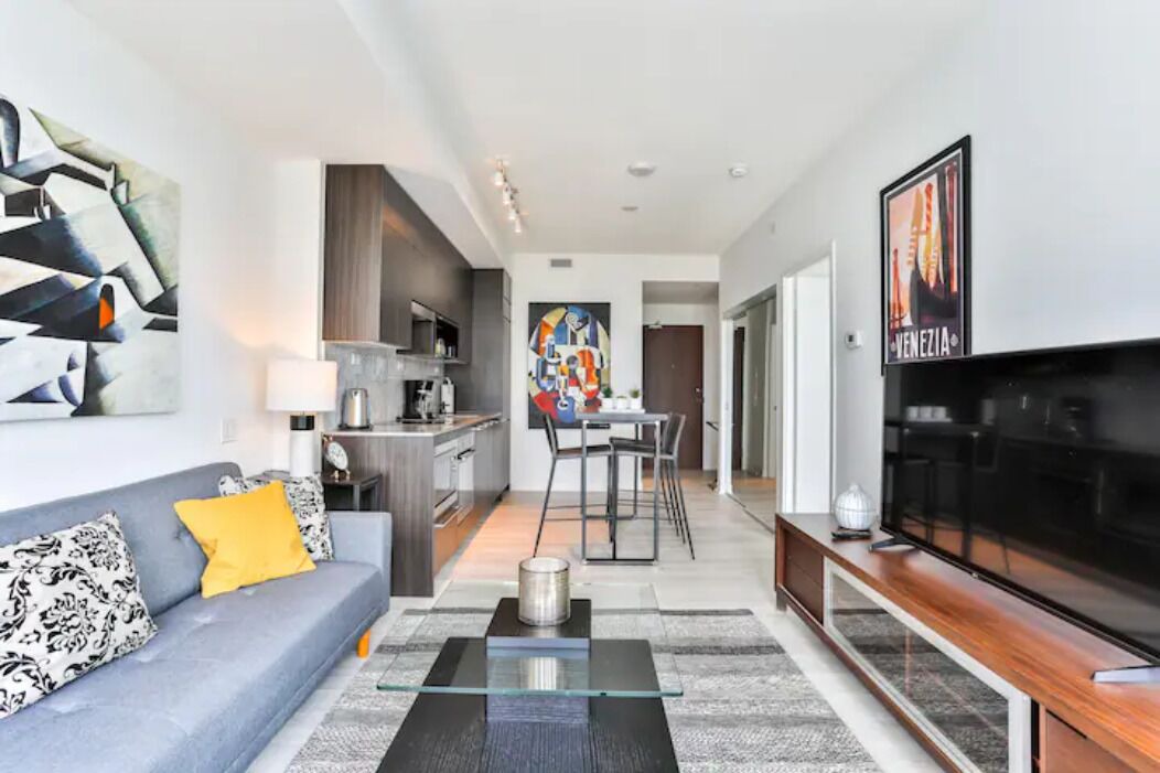 Photo of Livingroom in Fort York