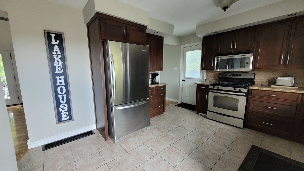 Photo of Kitchen in Ashfield-Colborne-Wawanosh