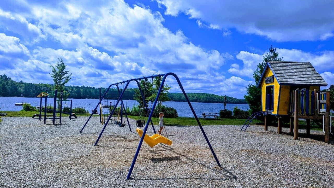 Photo of Others in Algonquin Highlands