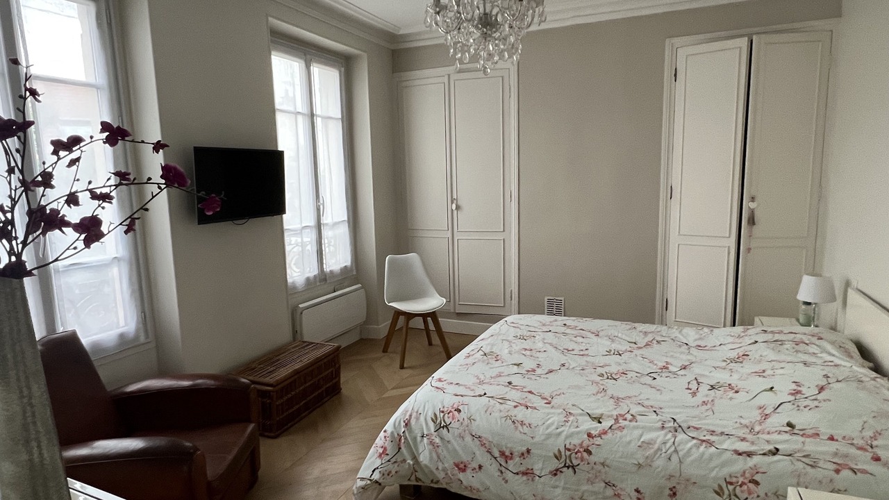 Photo of Bedroom in Centre