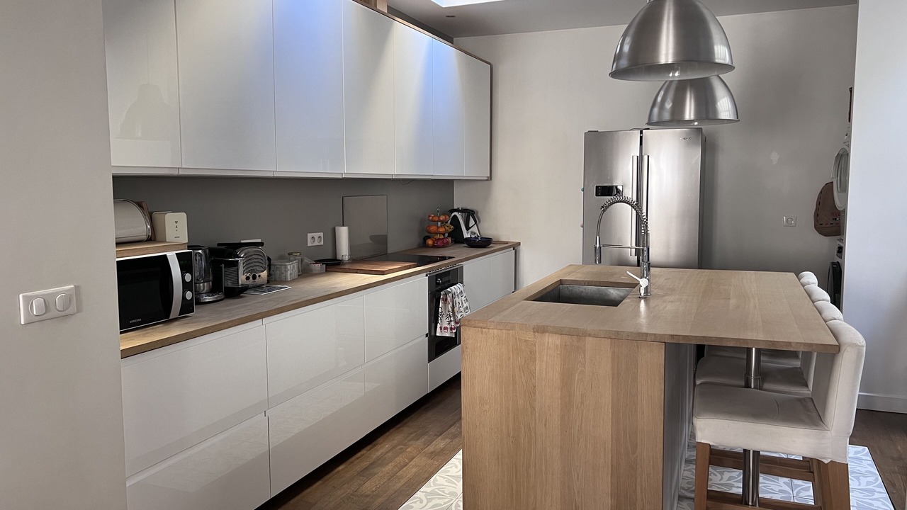 Photo of Kitchen in Centre