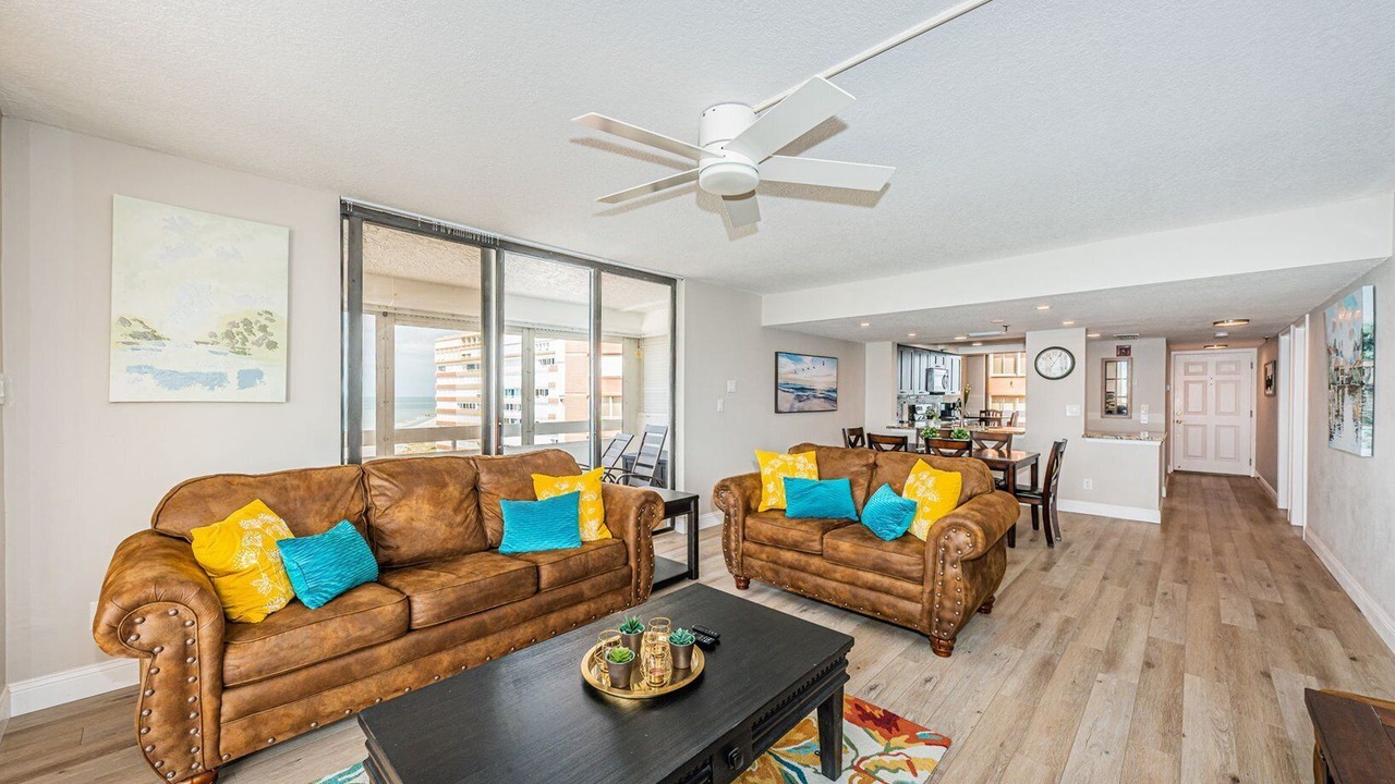 Photo of Livingroom in Redington Shores