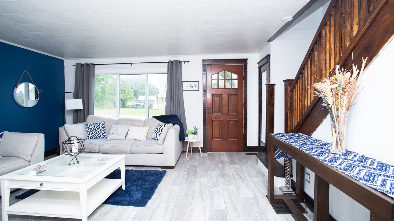 Photo of Livingroom in Port Loring
