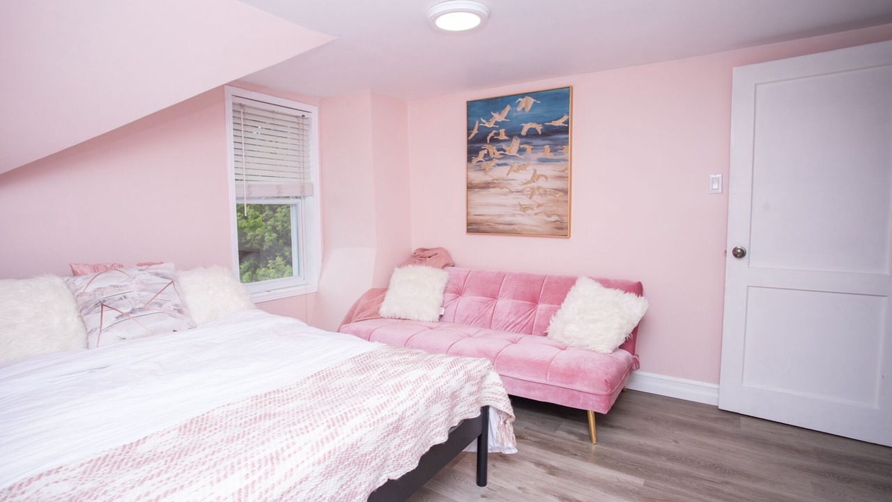 Photo of Bedroom in Port Loring
