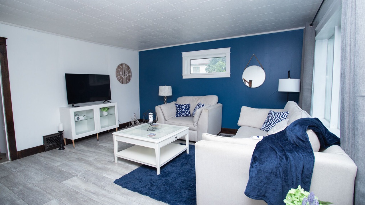 Photo of Livingroom in Port Loring