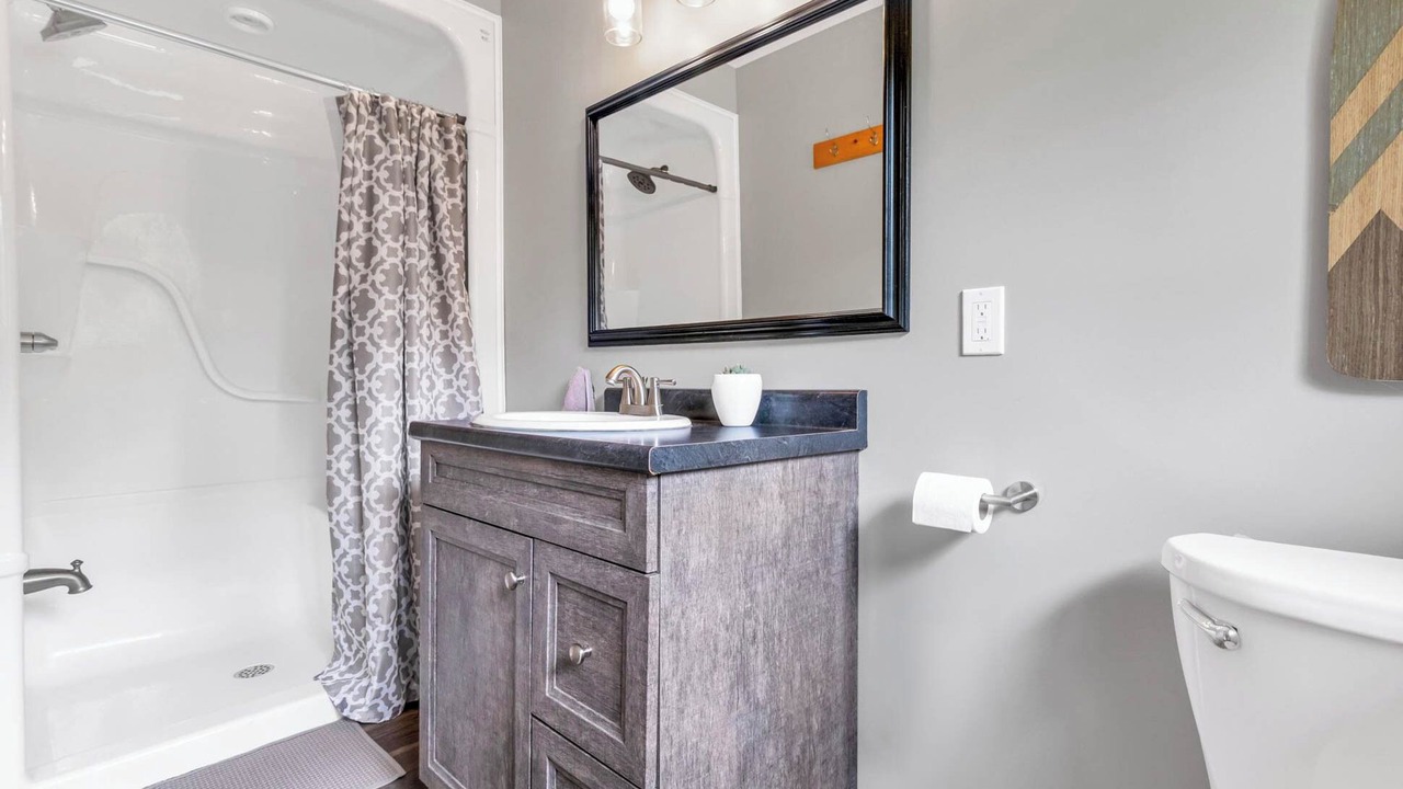 Photo of Bathroom in Kincardine