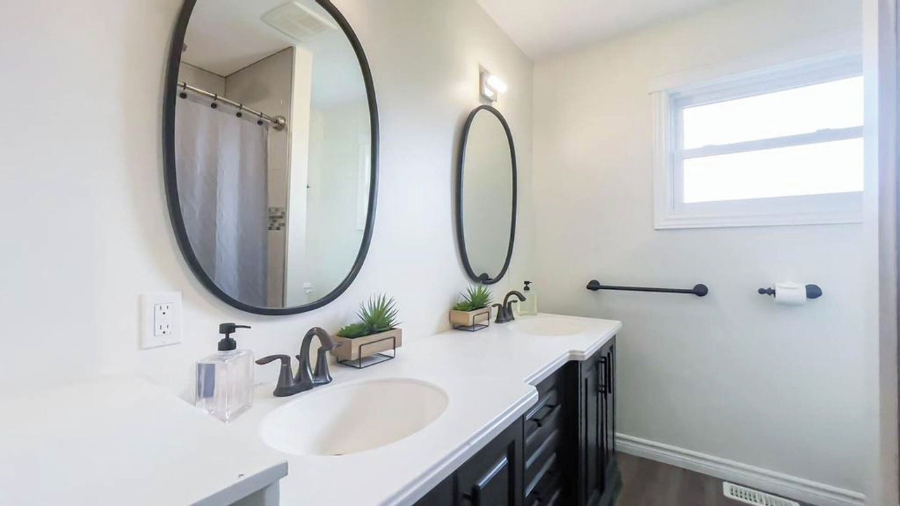Photo of Bathroom in Ontario