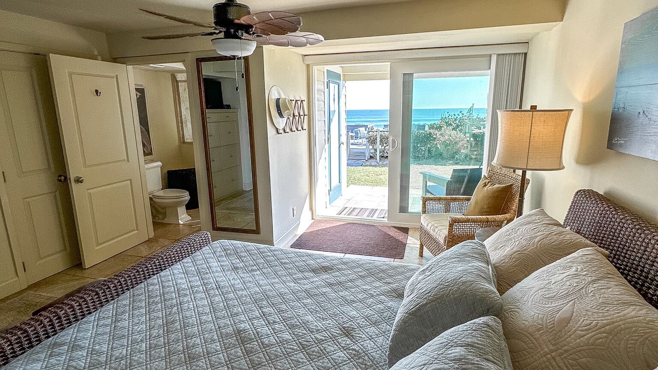 Photo of Bedroom in Melbourne Beach
