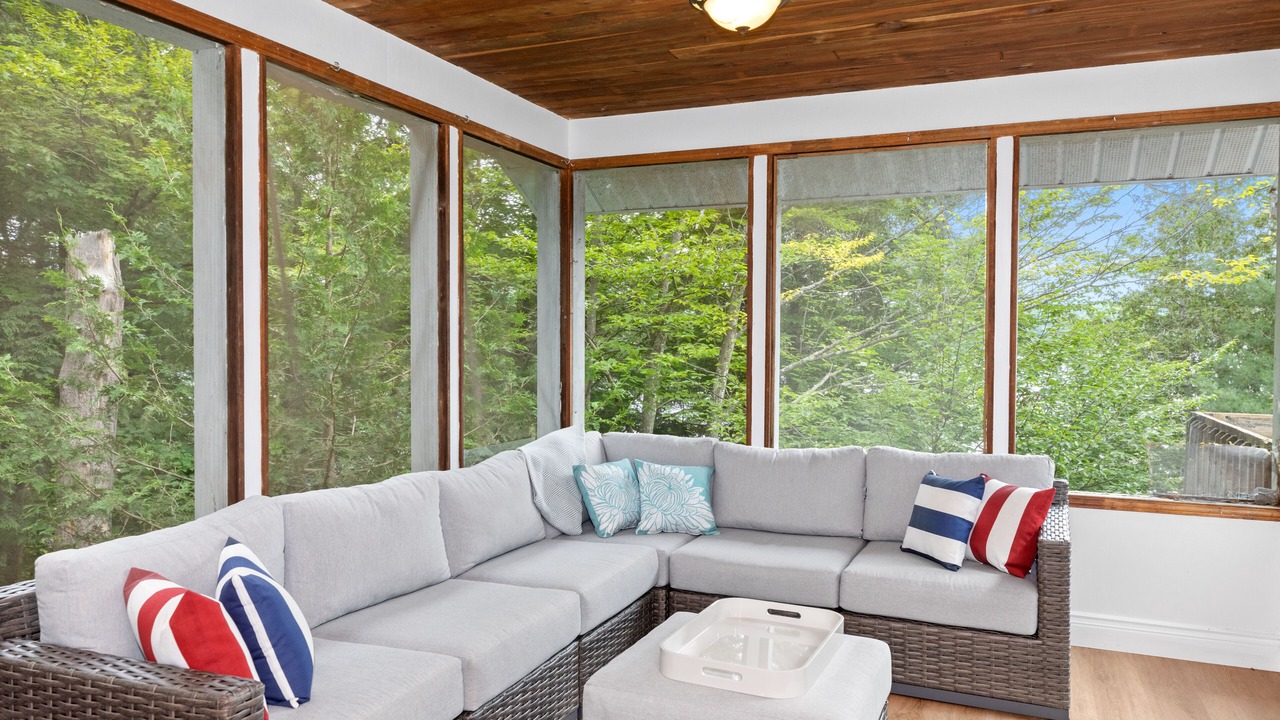 Photo of Livingroom in Rosseau