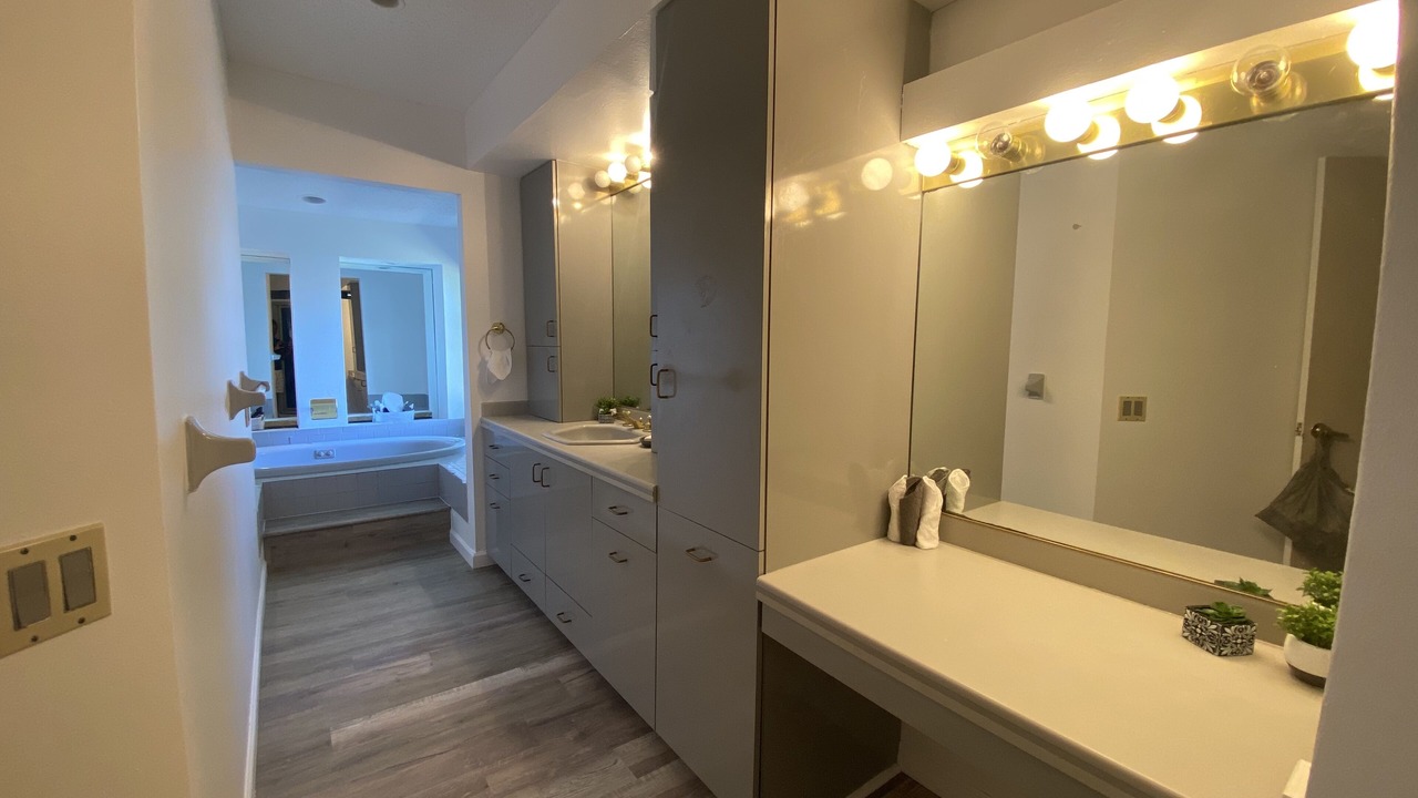 Photo of Bathroom in Clair-Mel City