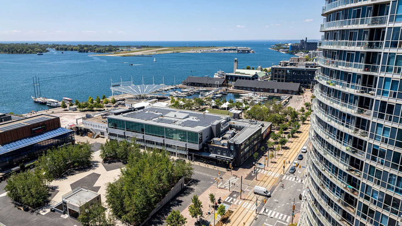Photo of Outdoor in Central Waterfront
