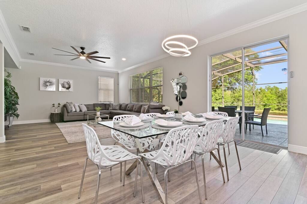 Photo of Livingroom in Legacy Park