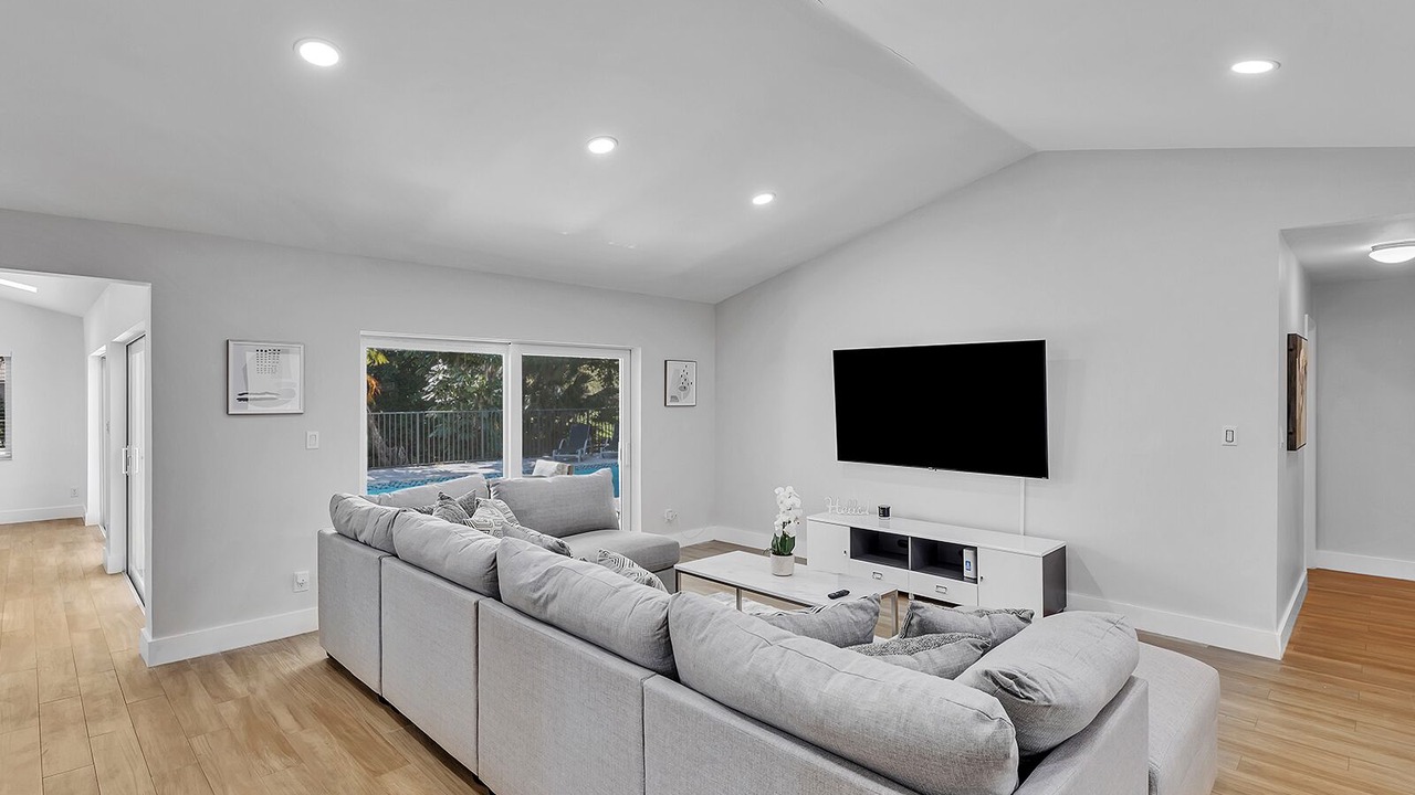 Photo of Livingroom in Coral Springs