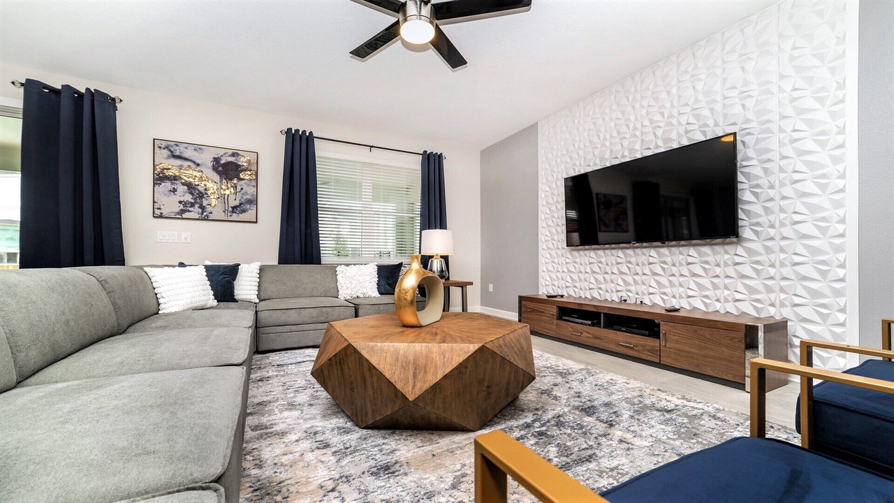 Photo of Livingroom in Four Corners